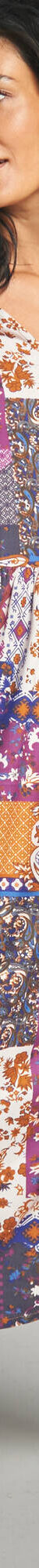 Robe longue imprimé patchwork col V (marine / violet) Robe longue imprimé patchwork col V (marine / violet)